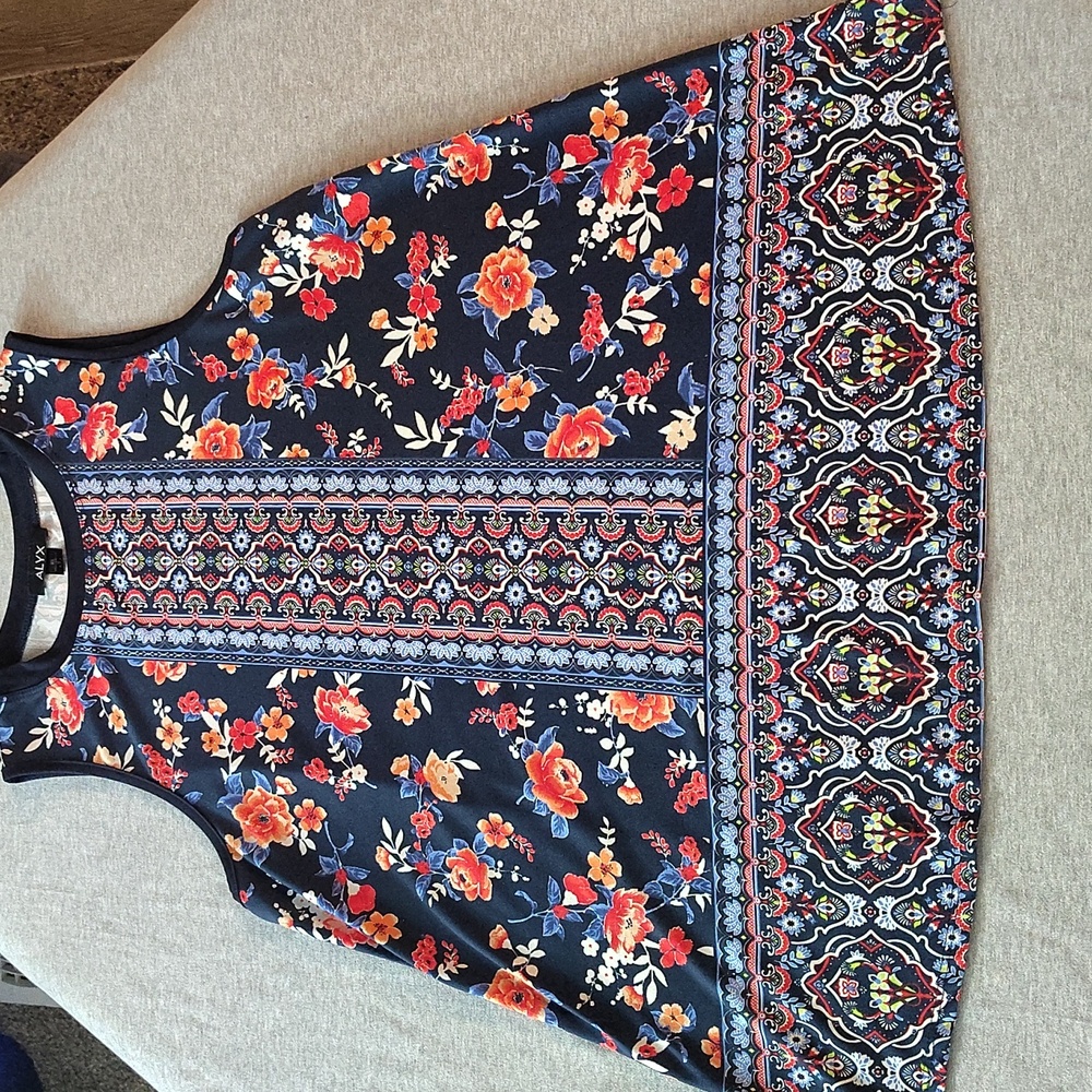 ALYX-WOMENS FLORAL PATTERNED ROUNDED NECKLINE TANK TOP
